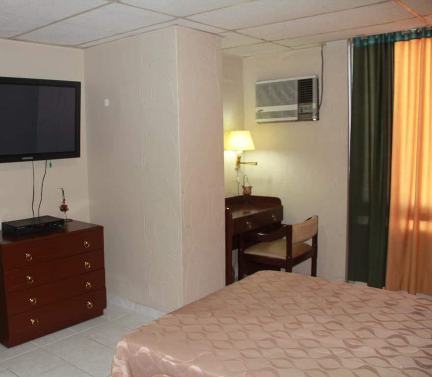 Hotel La Torre 瓜亚基尔 客房 照片